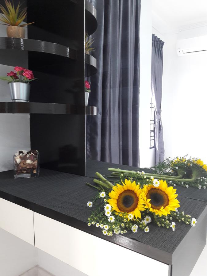 Jb Homestay Bukit Indah Wifi Ciq Mall Legoland Free Parking جوهر بهرو المظهر الخارجي الصورة