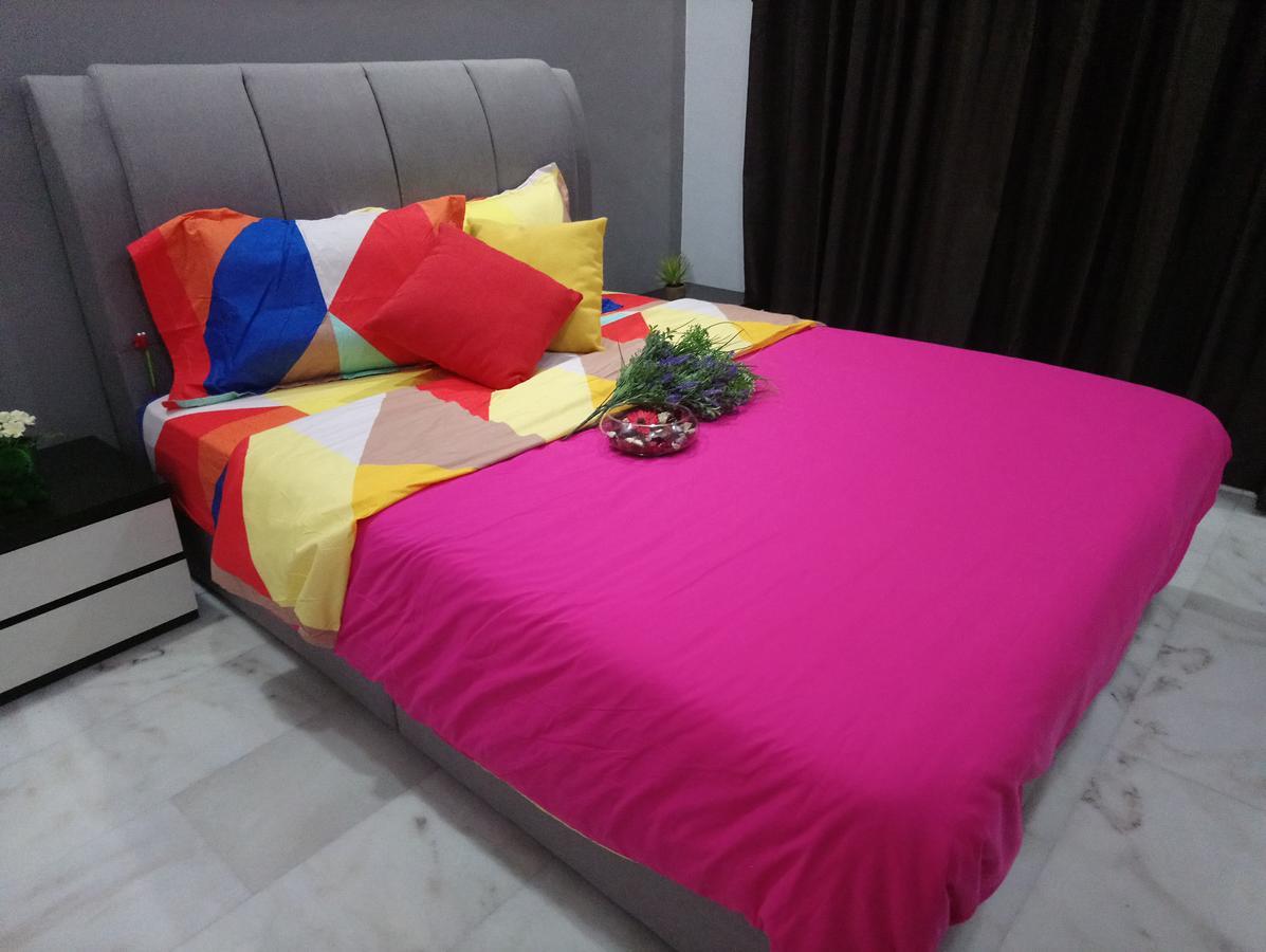 Jb Homestay Bukit Indah Wifi Ciq Mall Legoland Free Parking جوهر بهرو المظهر الخارجي الصورة