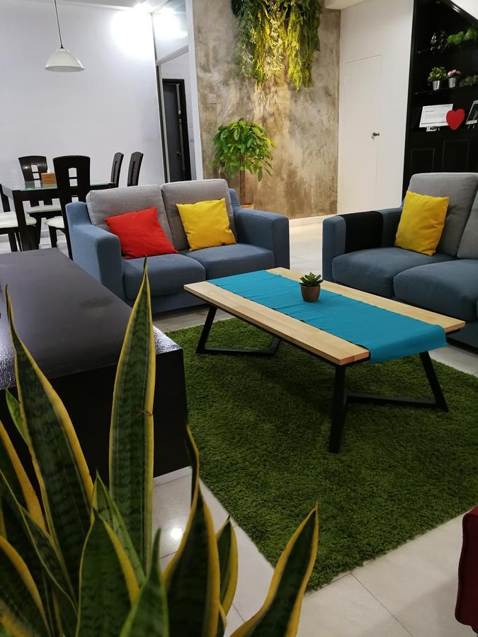Jb Homestay Bukit Indah Wifi Ciq Mall Legoland Free Parking جوهر بهرو المظهر الخارجي الصورة